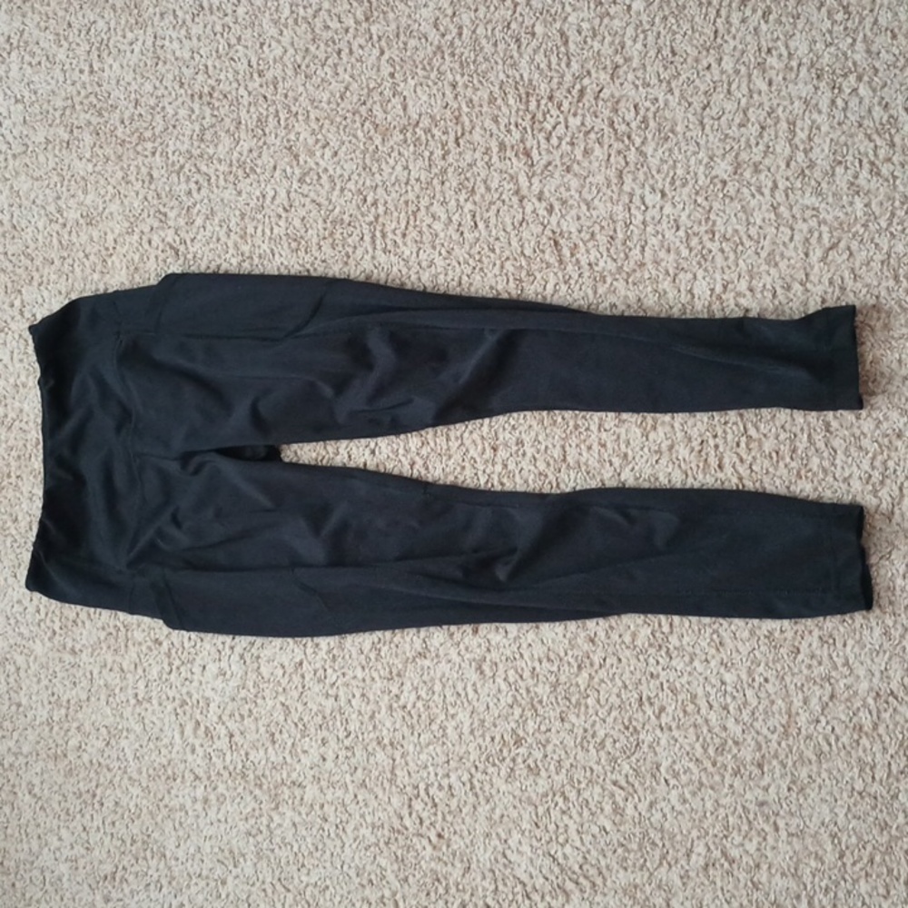 black leggings